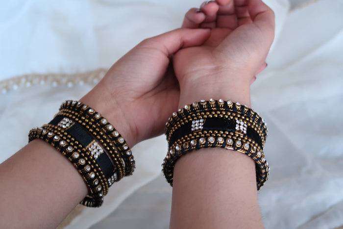 Black Threaded Bangles