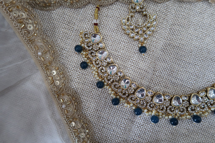 Baani Necklace Set
