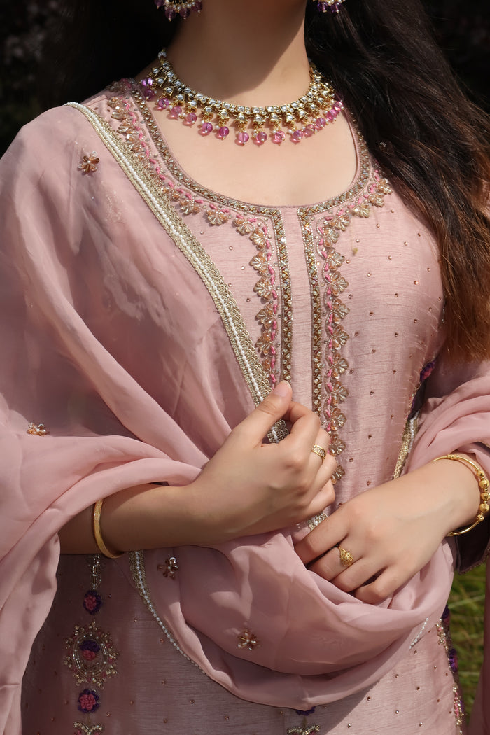 Ajuni Gharara Suit
