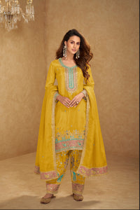 Nora Farshi Salwar