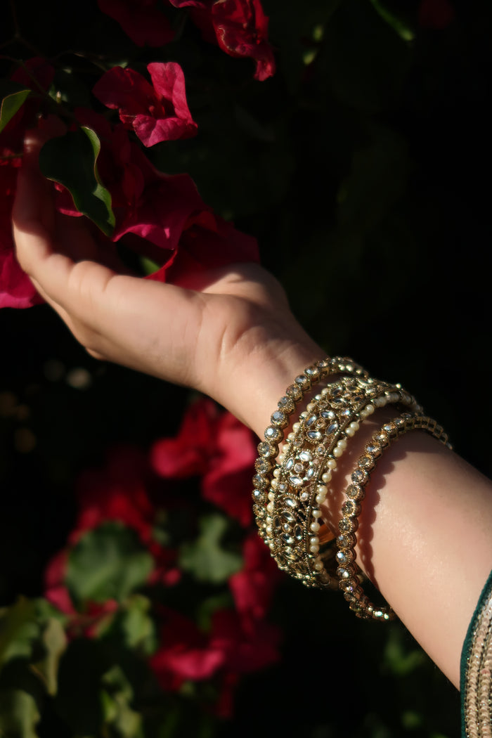 Gurleen Bangle Set