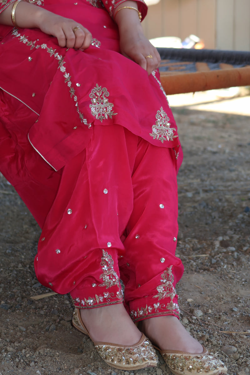 Jaanvi Salwar Suit